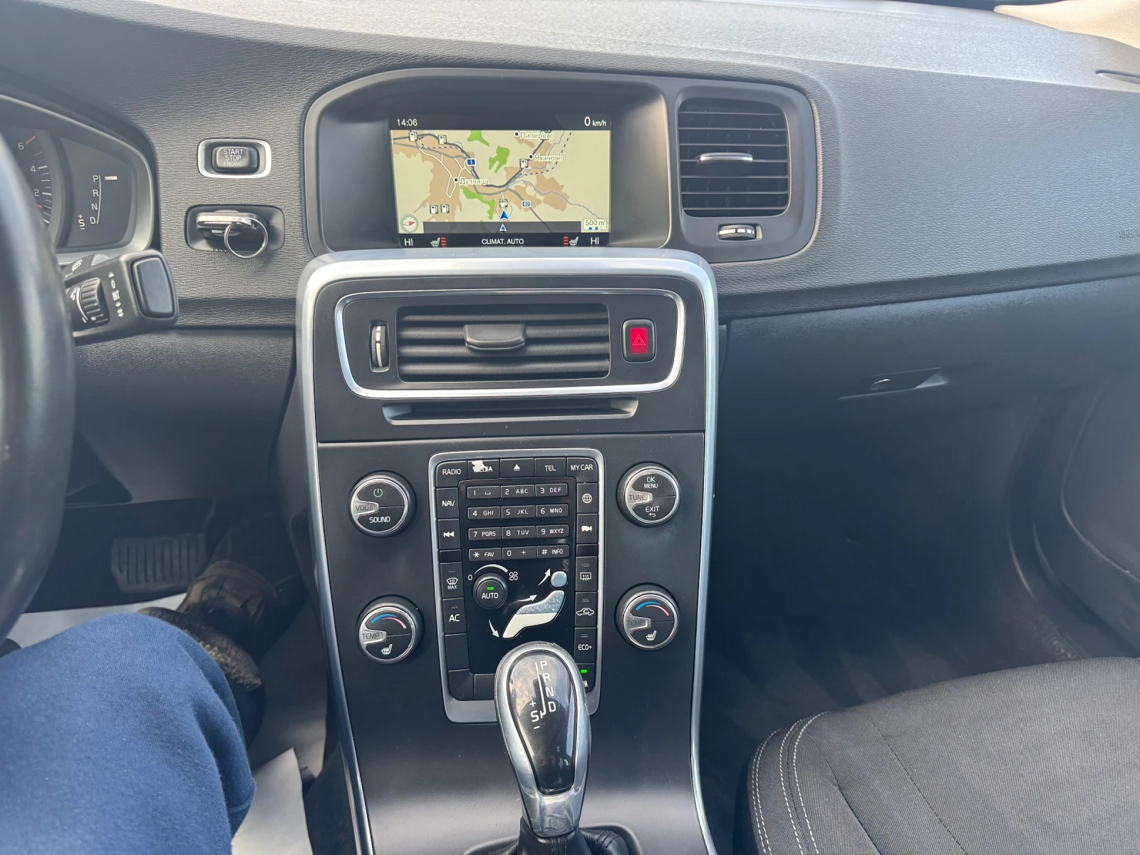 Volvo S60 2.0d D4 Automatic , снимка 14 - Автомобили и джипове - 54611579