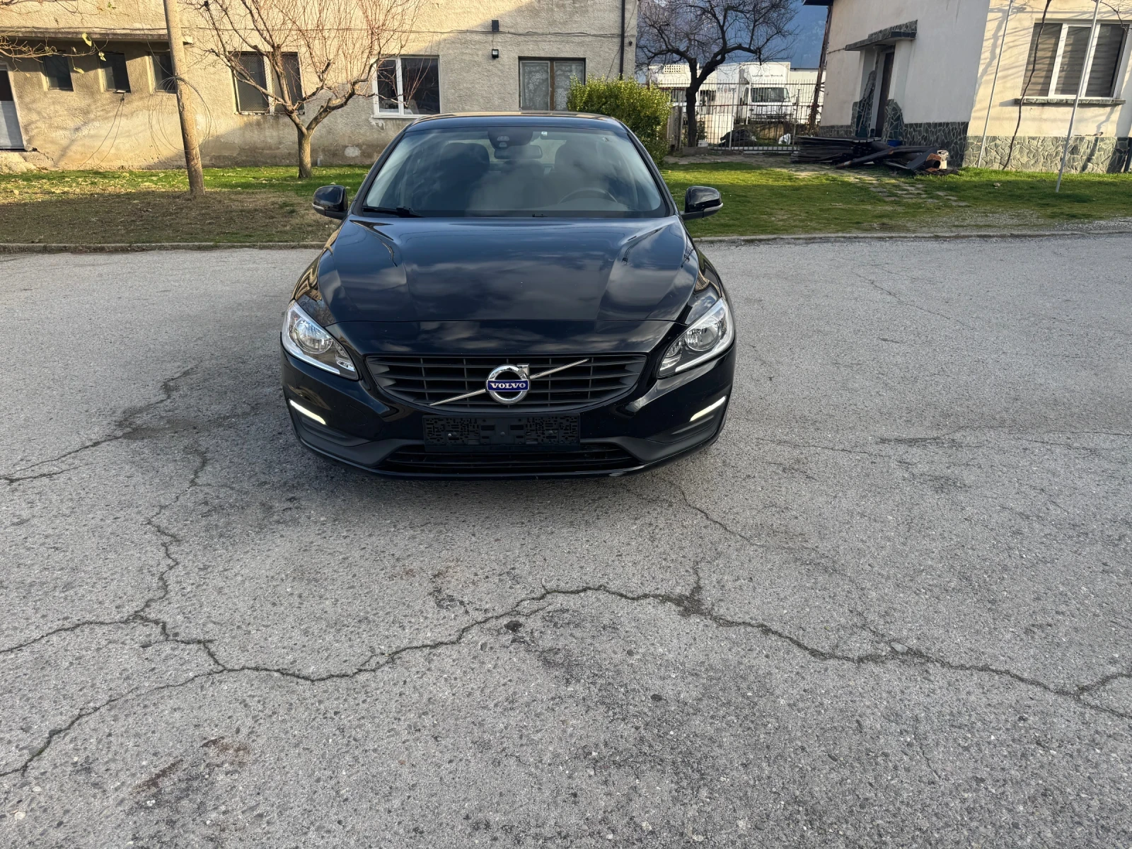 Volvo S60 2.0d D4 Automatic , снимка 8 - Автомобили и джипове - 54611579