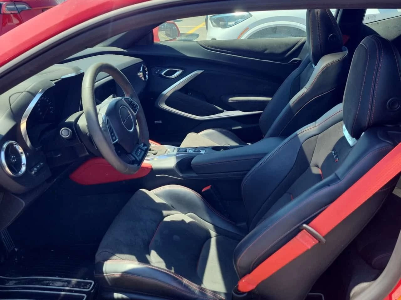 Chevrolet Camaro ZL1| BOSE| ALCANTARA| PANO| 2 �����|  | Mobile.bg � ����������� 9