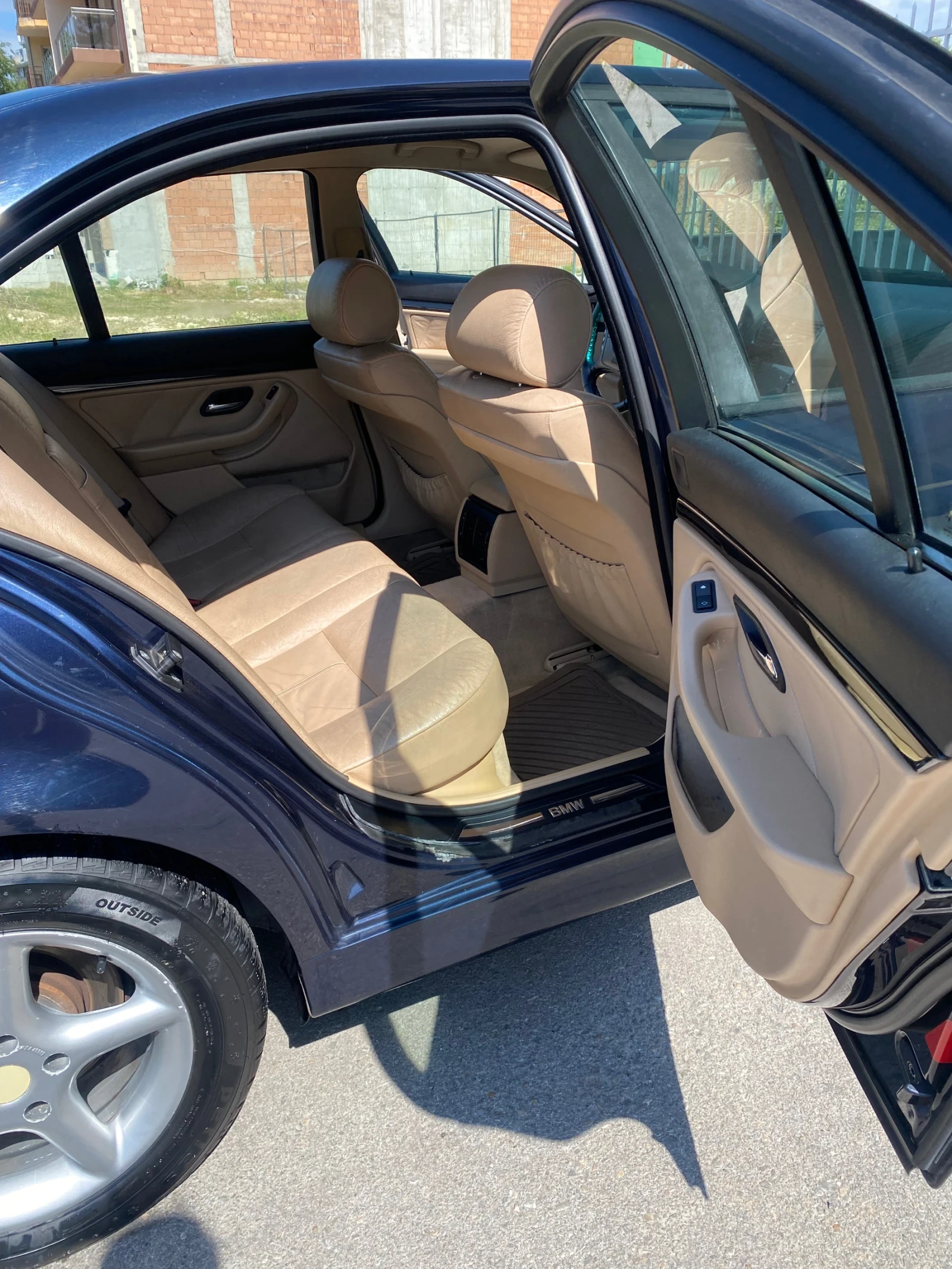 BMW 530, снимка 12 - Автомобили и джипове - 54728094