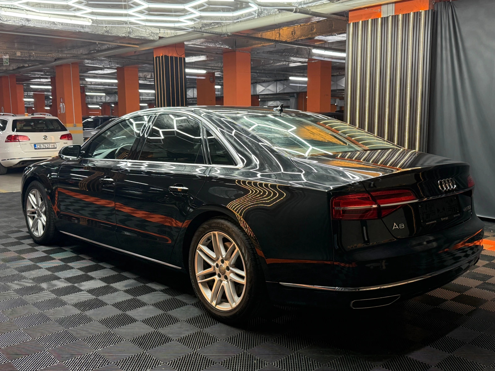 Audi A8 4.2TDI 385 к.с./160000км/БАРТЕР/ЛИЗИНГ/КОМЕНТАР, снимка 5 - Автомобили и джипове - 55693167