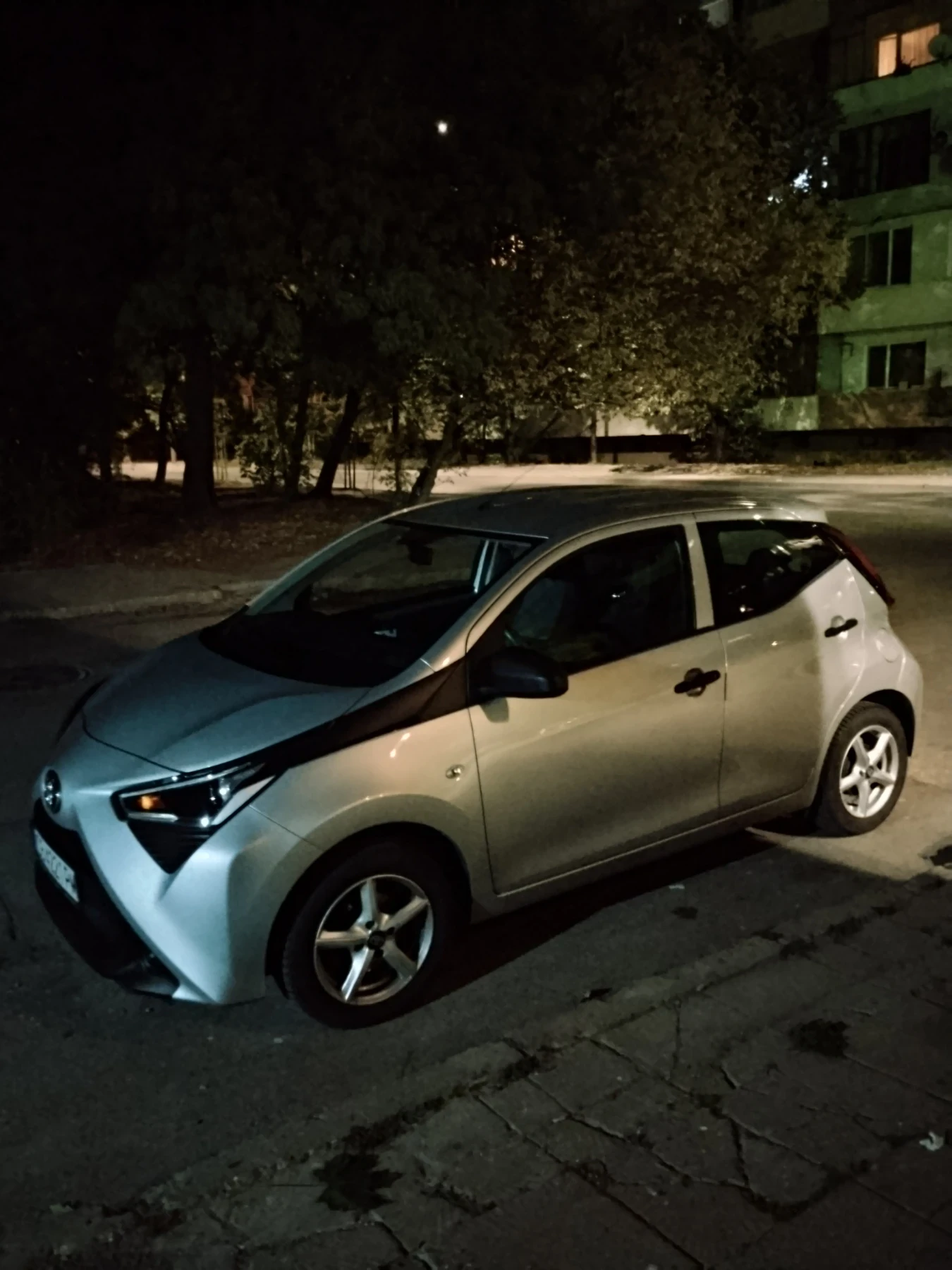Toyota Aygo, снимка 8 - Автомобили и джипове - 56016713