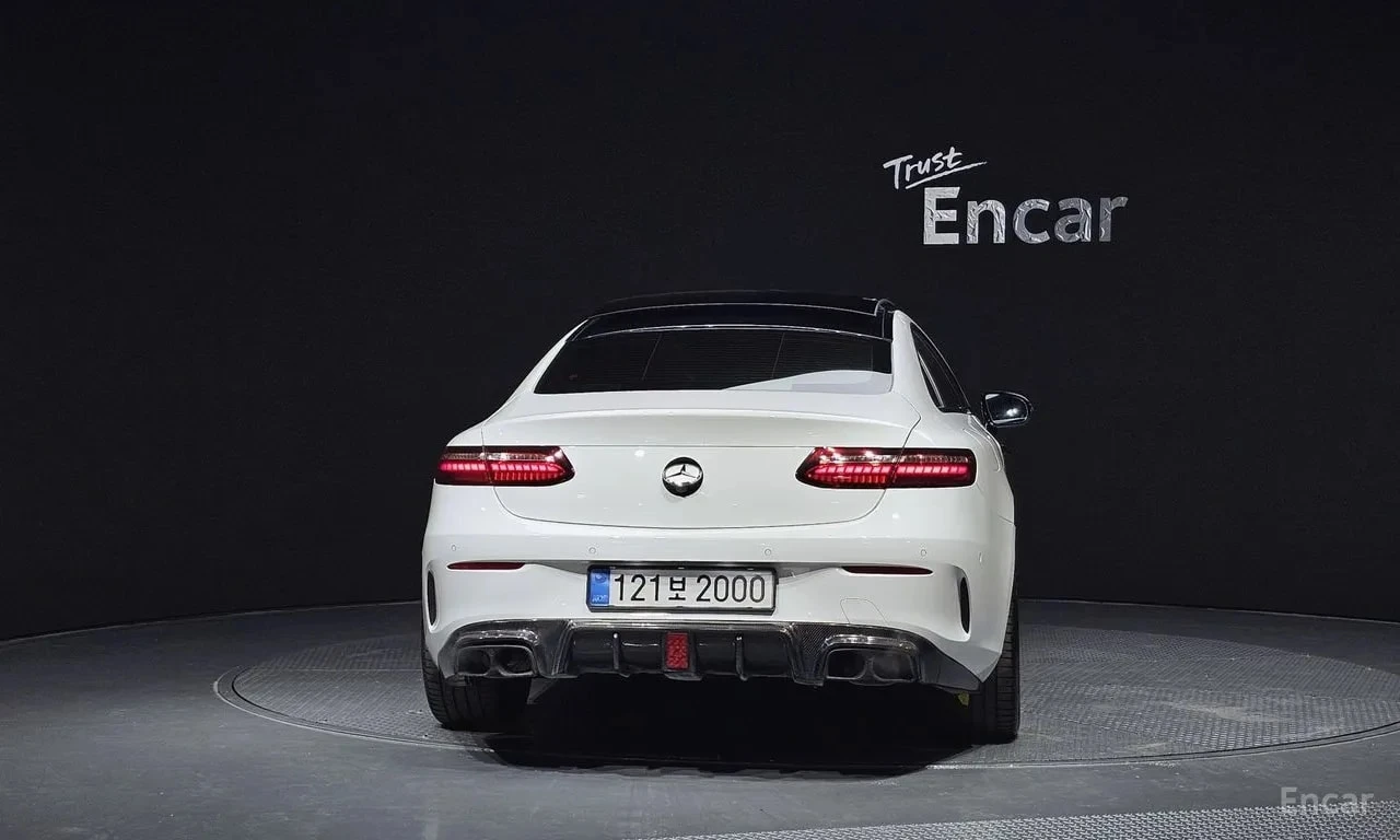 Mercedes-Benz E 450 4MATIC Coupe/ОБДУХВАНЕ/360/ДИСТРОНИК, снимка 4 - Автомобили и джипове - 56041926