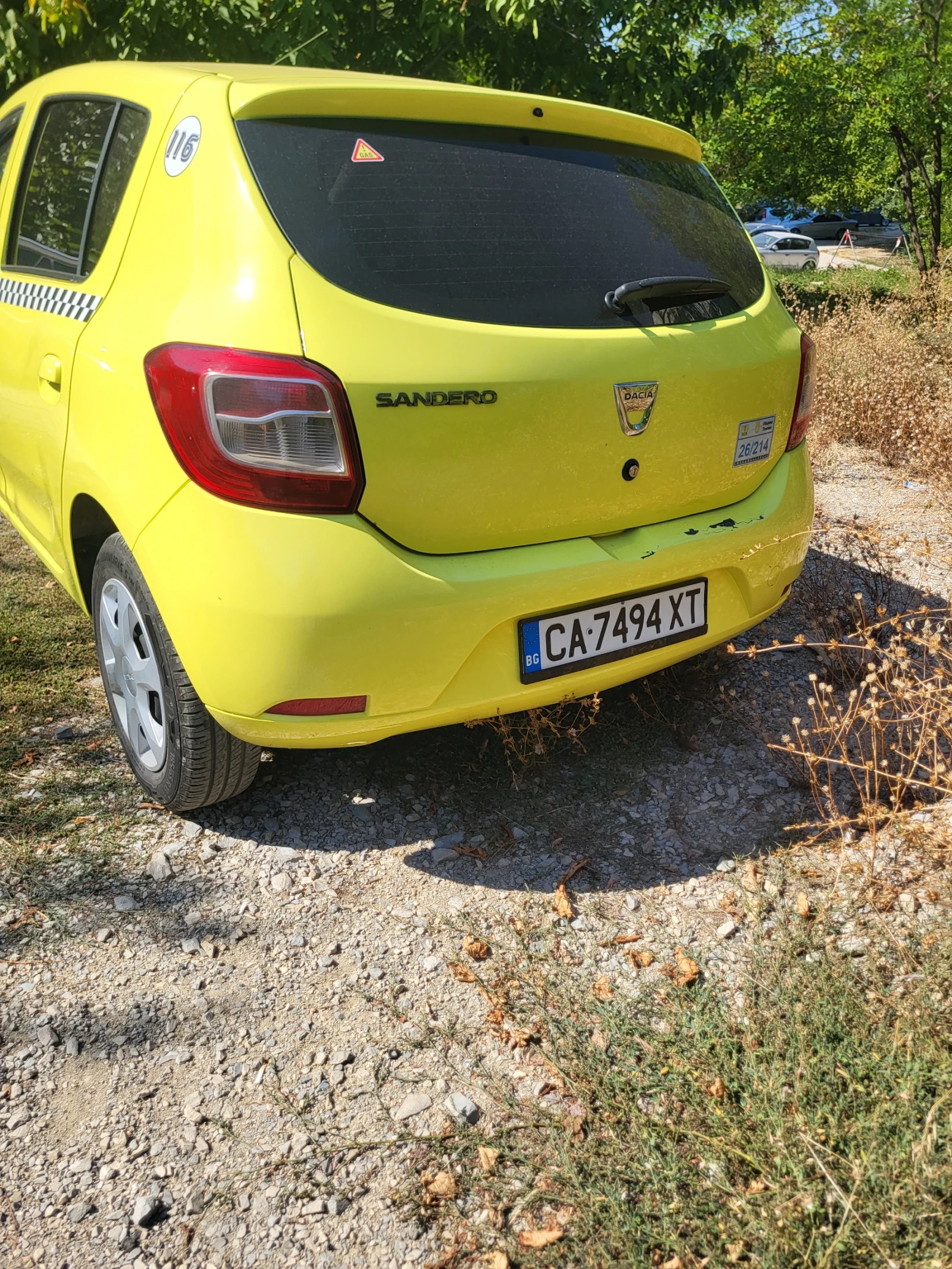 Dacia Sandero 1.2.75 газ бензин , снимка 3 - Автомобили и джипове - 56150935