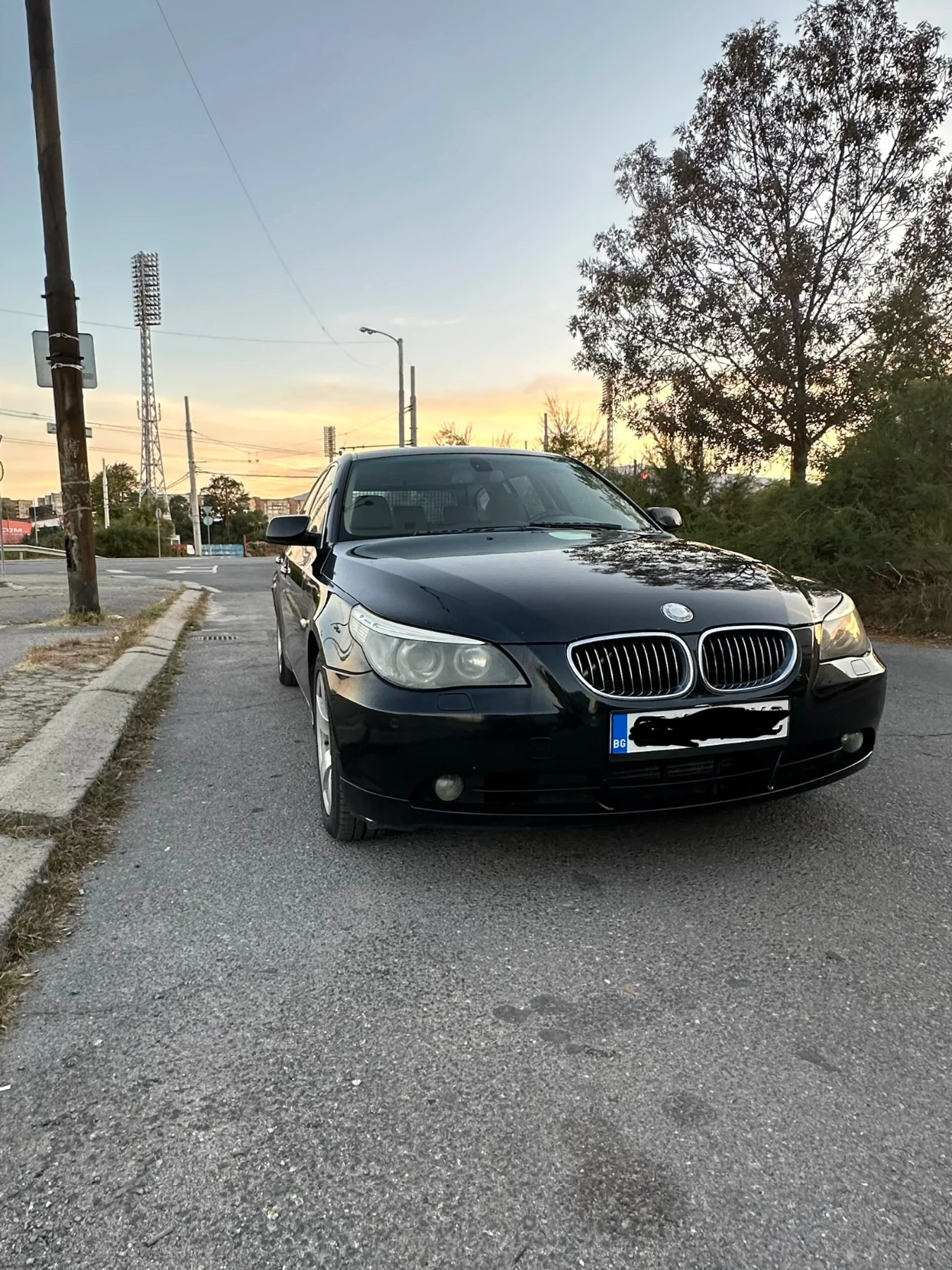 BMW 530 XDrive, снимка 2 - Автомобили и джипове - 56316810