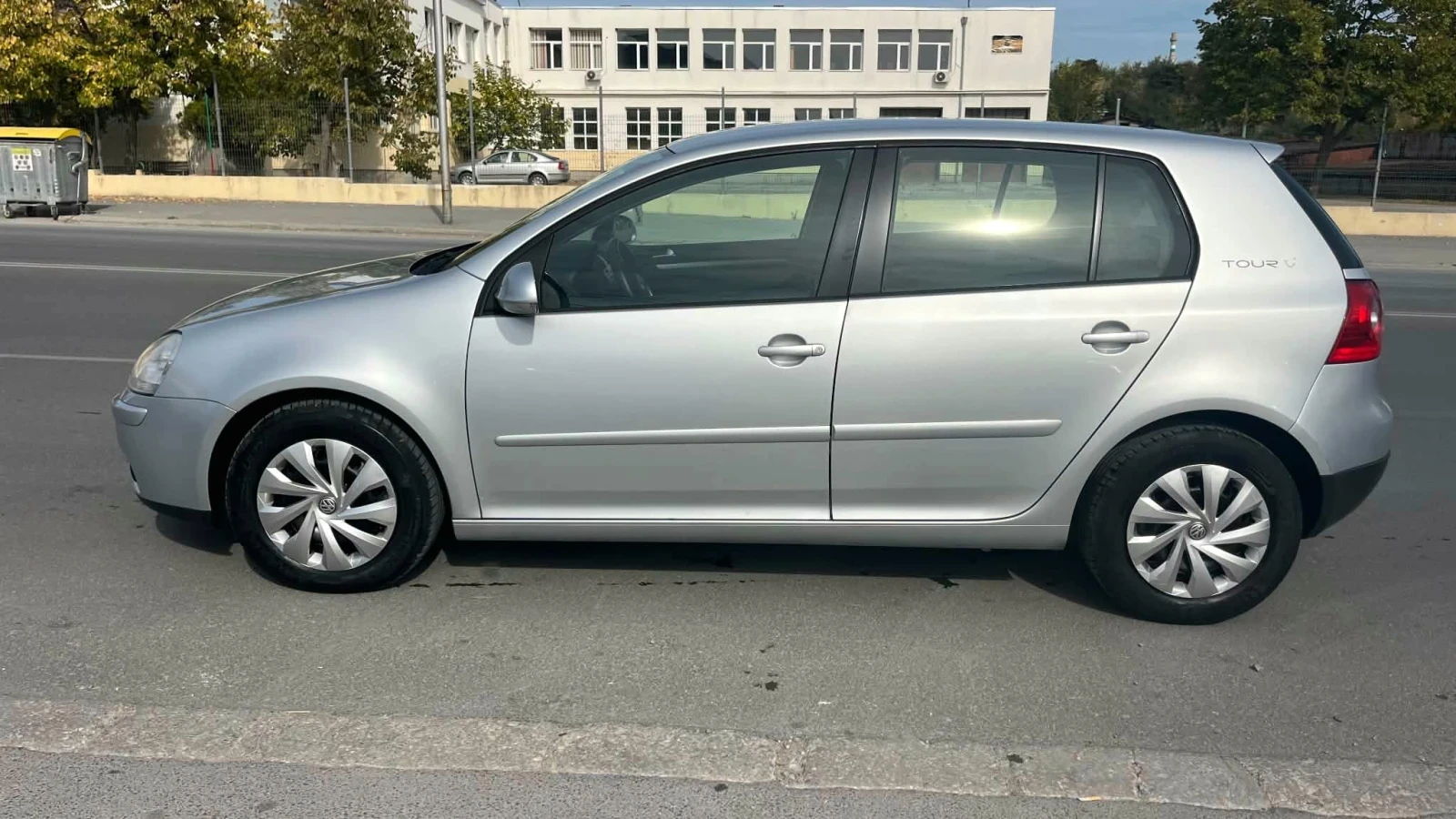 VW Golf 1.9 TDI , снимка 5 - Автомобили и джипове - 56412363