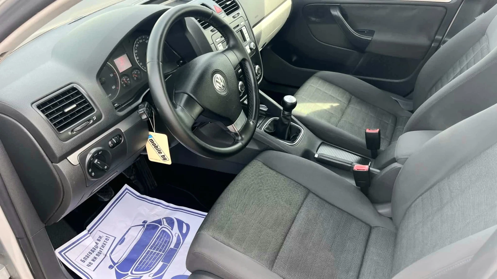 VW Golf 1.9 TDI , снимка 8 - Автомобили и джипове - 56412363