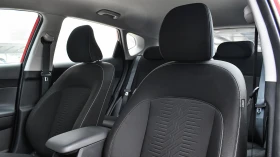 Hyundai Kona II Electric 65.4 kWh Comfort, снимка 10