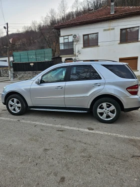     Mercedes-Benz ML 500 W164