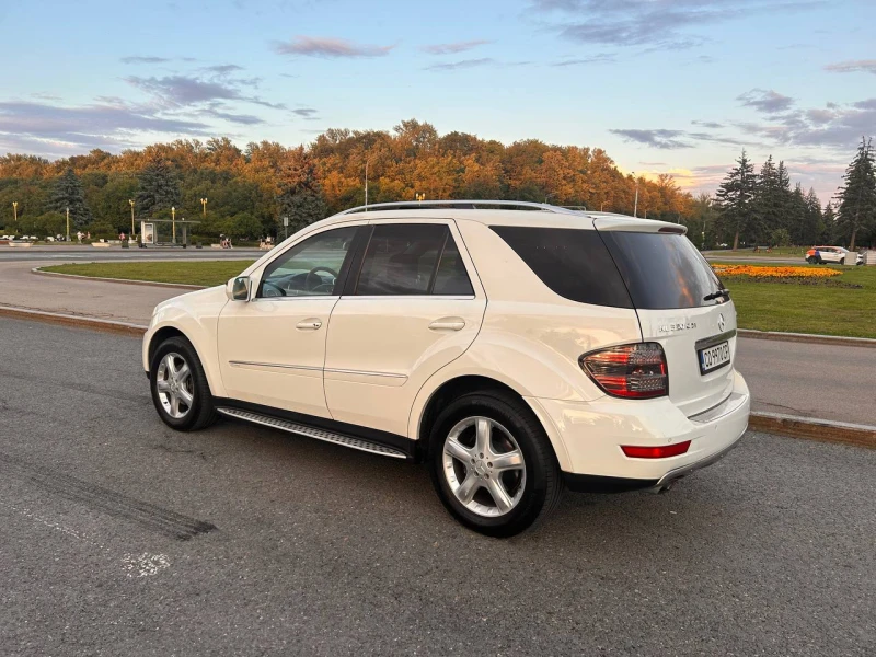 Mercedes-Benz ML 320 PREMIUM, снимка 5 - Автомобили и джипове - 47342819