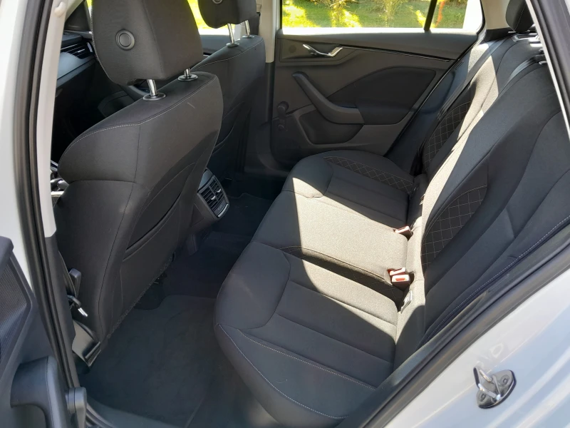 Skoda Kamiq 1.5 TSI/7DSG, снимка 7 - Автомобили и джипове - 51530604