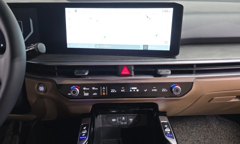 Kia Sorento Diesel 2.2 2Wd, снимка 13 - Автомобили и джипове - 51844928