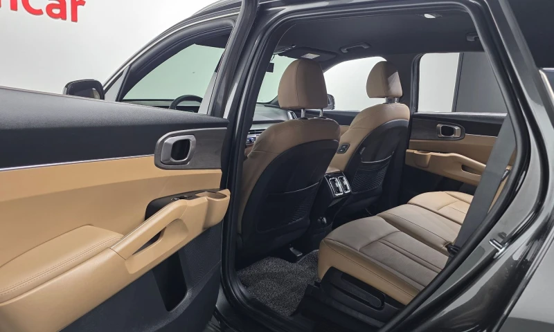 Kia Sorento Diesel 2.2 2Wd, снимка 15 - Автомобили и джипове - 51844928