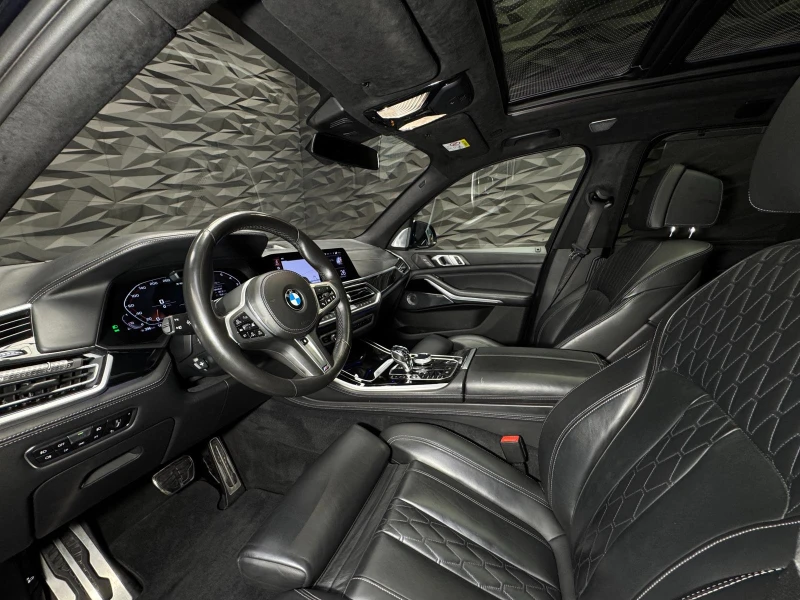 BMW X5 M50I xDrive MAXTON PACK* 360* 3D B&W* , снимка 7 - Автомобили и джипове - 51894336