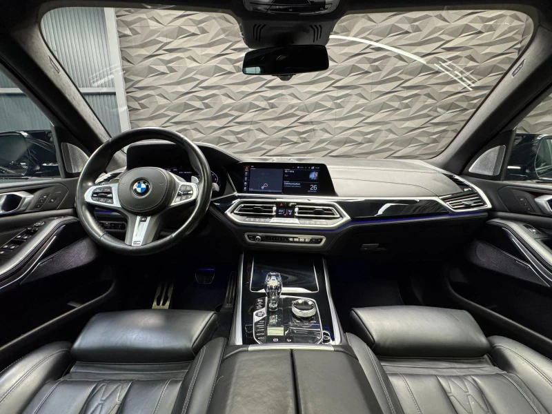 BMW X5 M50I xDrive MAXTON PACK* 360* 3D B&W* , снимка 5 - Автомобили и джипове - 51894336