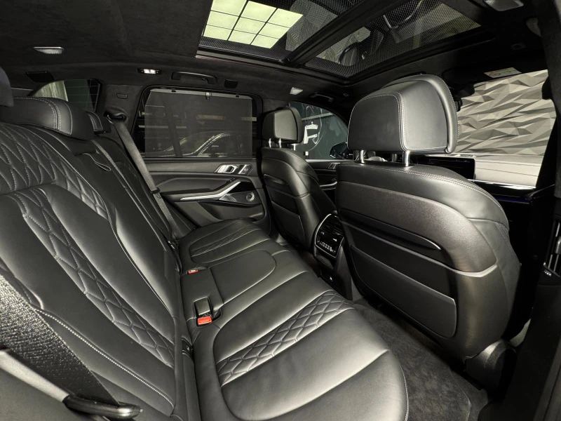 BMW X5 M50I xDrive MAXTON PACK* 360* 3D B&W* , снимка 9 - Автомобили и джипове - 51894336