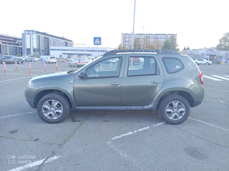 Dacia Duster 1.6, снимка 2 - Автомобили и джипове - 52563726