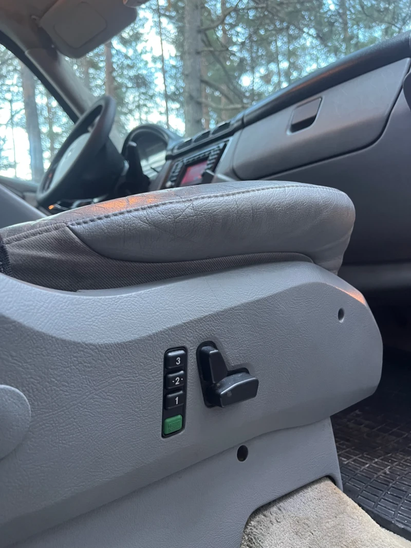 Mercedes-Benz ML 270, снимка 12 - Автомобили и джипове - 52555142