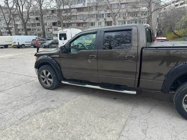 Ford F150 Lariat 5.4 v8 4X4 - изображение 4