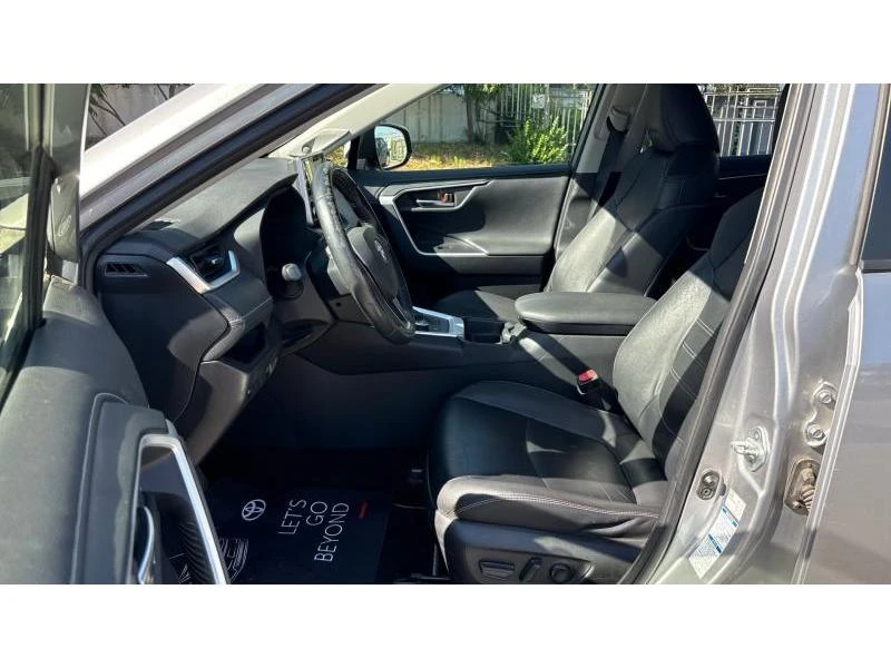 Toyota Rav4 2.5HSD LOUNGE AWD, снимка 12 - Автомобили и джипове - 55652294