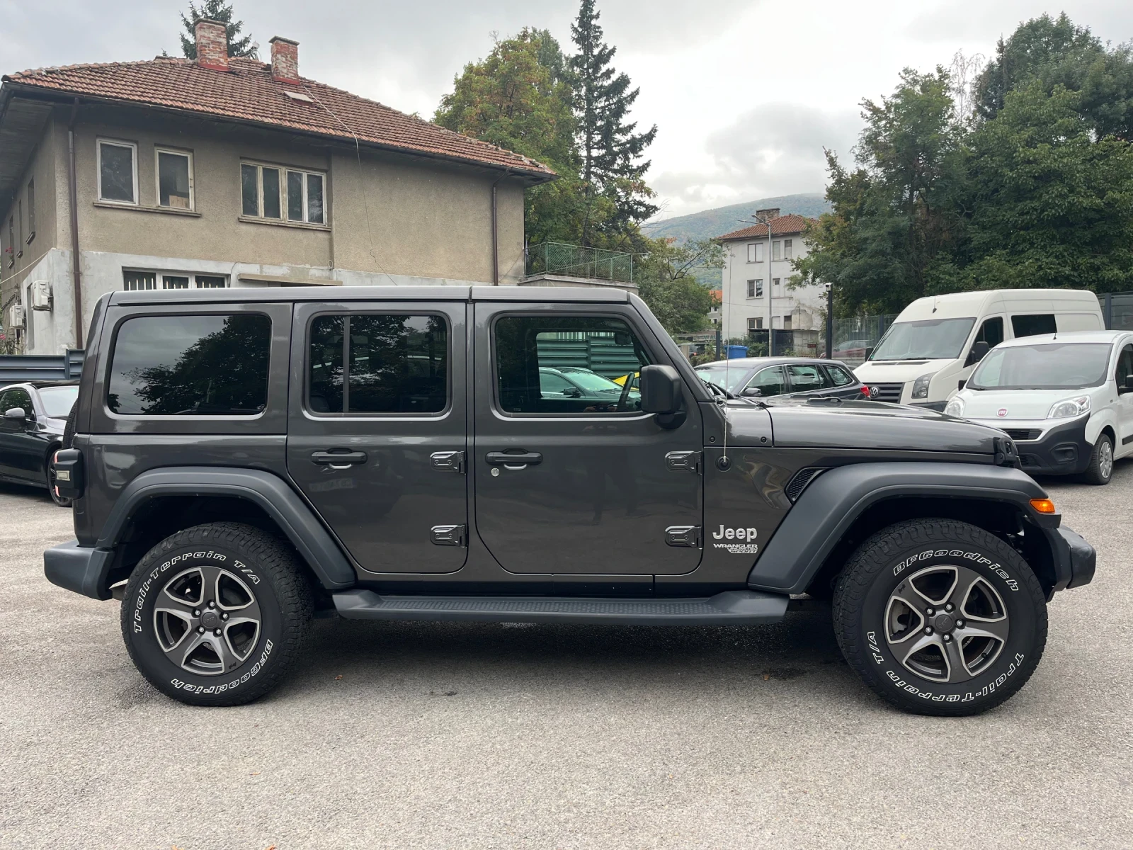 Jeep Wrangler UNLIMITED/SPORT/2.0I/TURBO - изображение 4