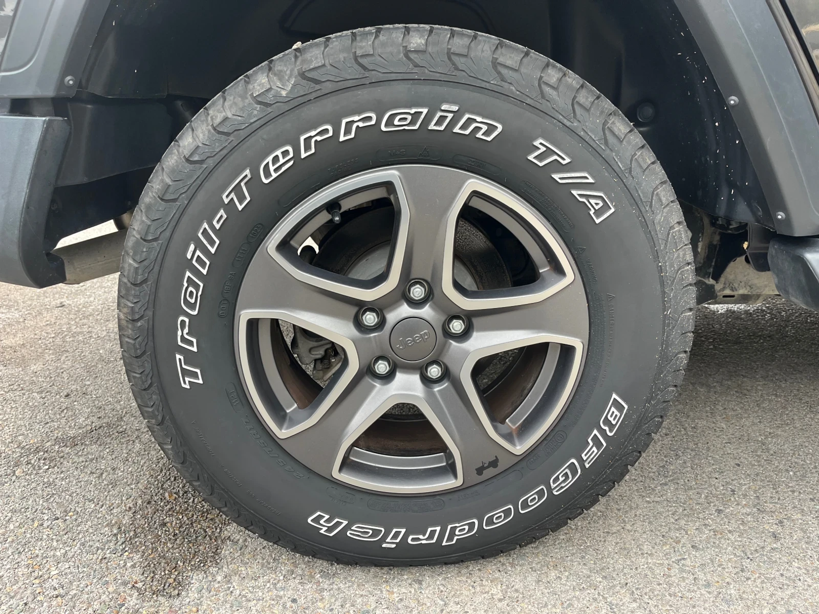 Jeep Wrangler UNLIMITED/SPORT/2.0I/TURBO - изображение 8