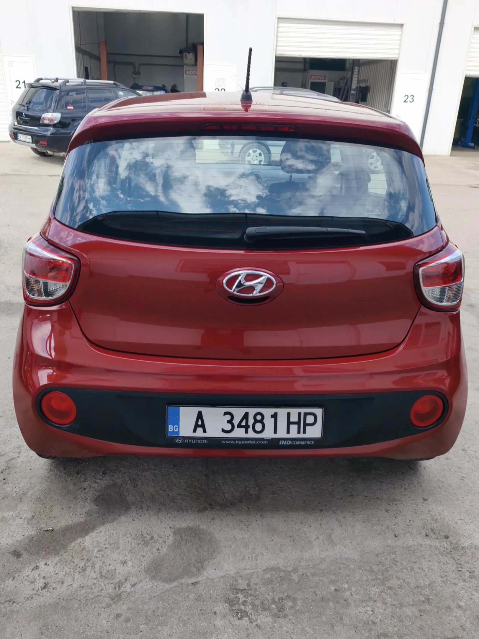 Hyundai I10 1.0, снимка 2 - Автомобили и джипове - 54211327