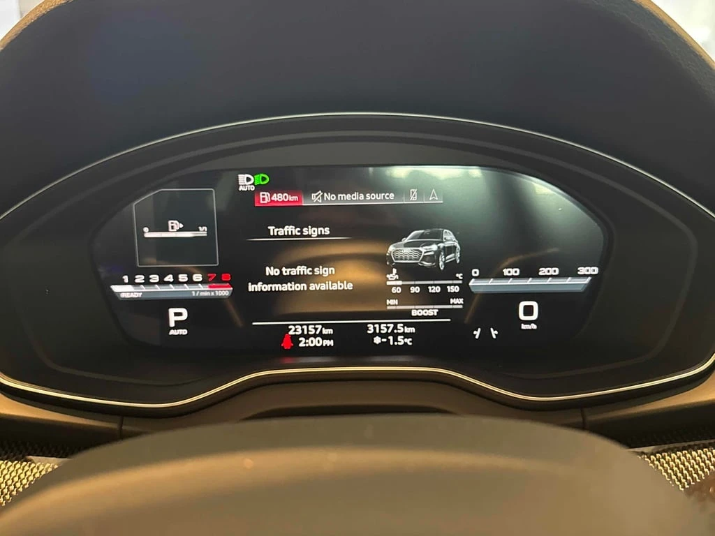 Audi SQ5 * Progressiv * AWD * DISTRONIC * ПОДГРЕВИ * CARFAX - изображение 8