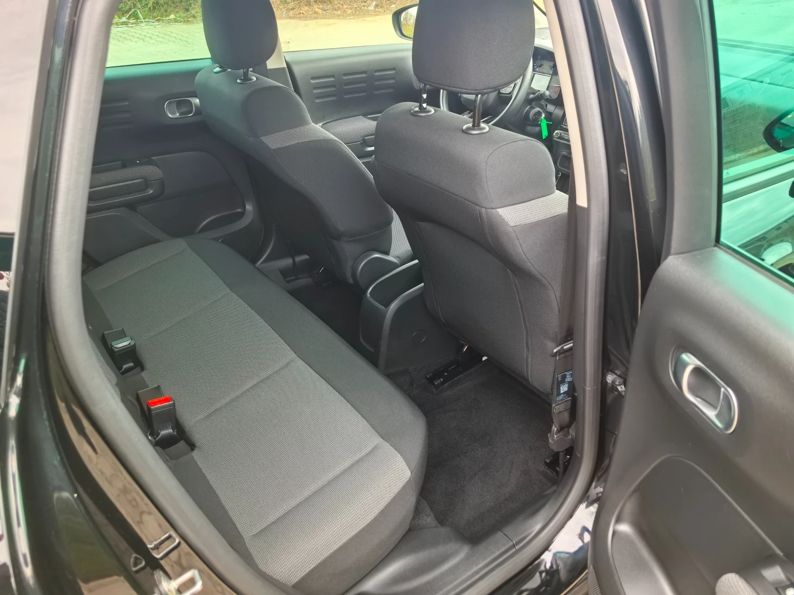 Citroen C3 Aircross 1.5BlueHDI 110кс, снимка 11 - Автомобили и джипове - 54033244