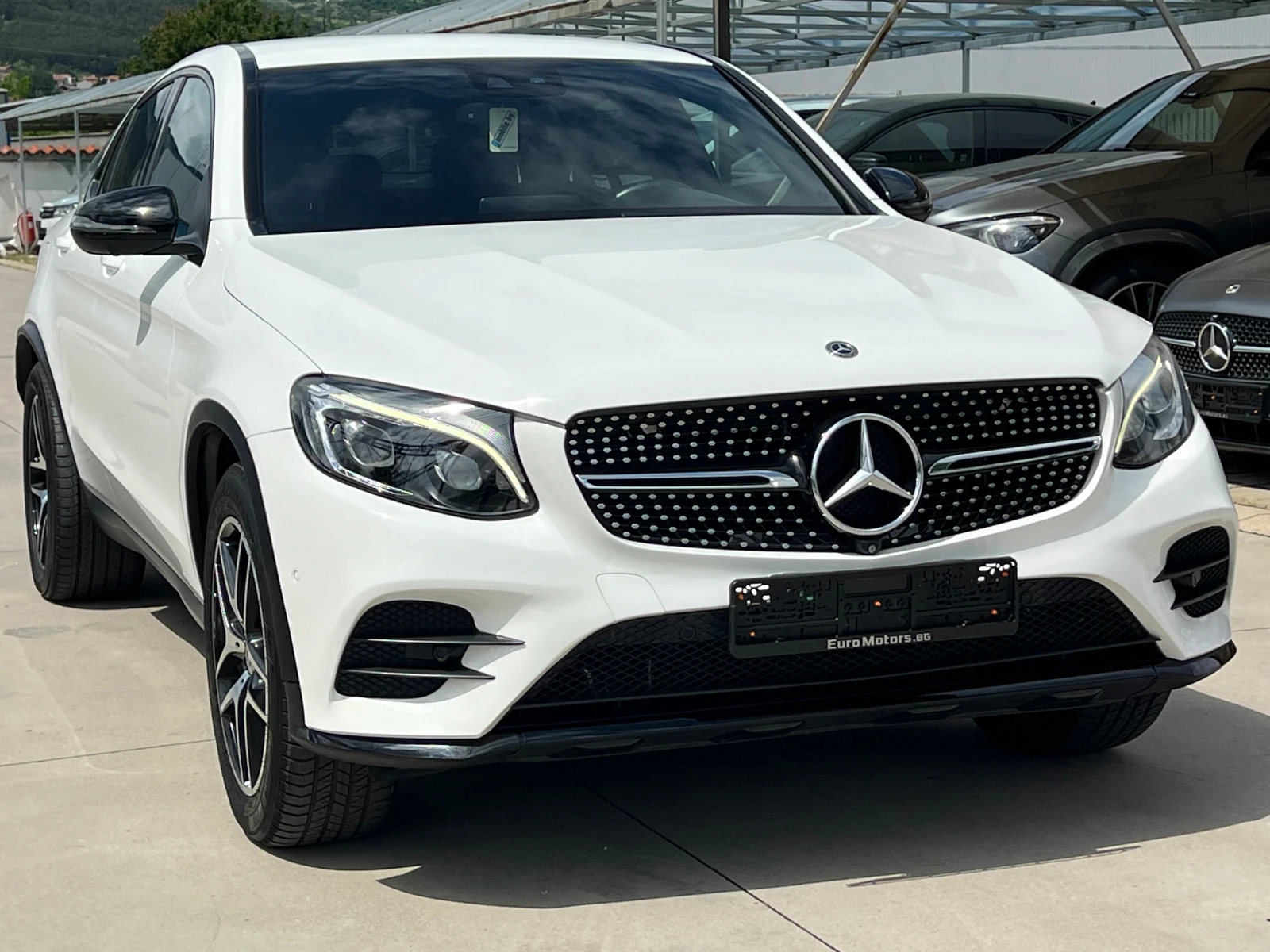 Mercedes-Benz GLC 250 d, COUPE, 9G, 4-MATIC, AMG LINE, NIGHT PACK, CAMER, снимка 3 - Автомобили и джипове - 54667231