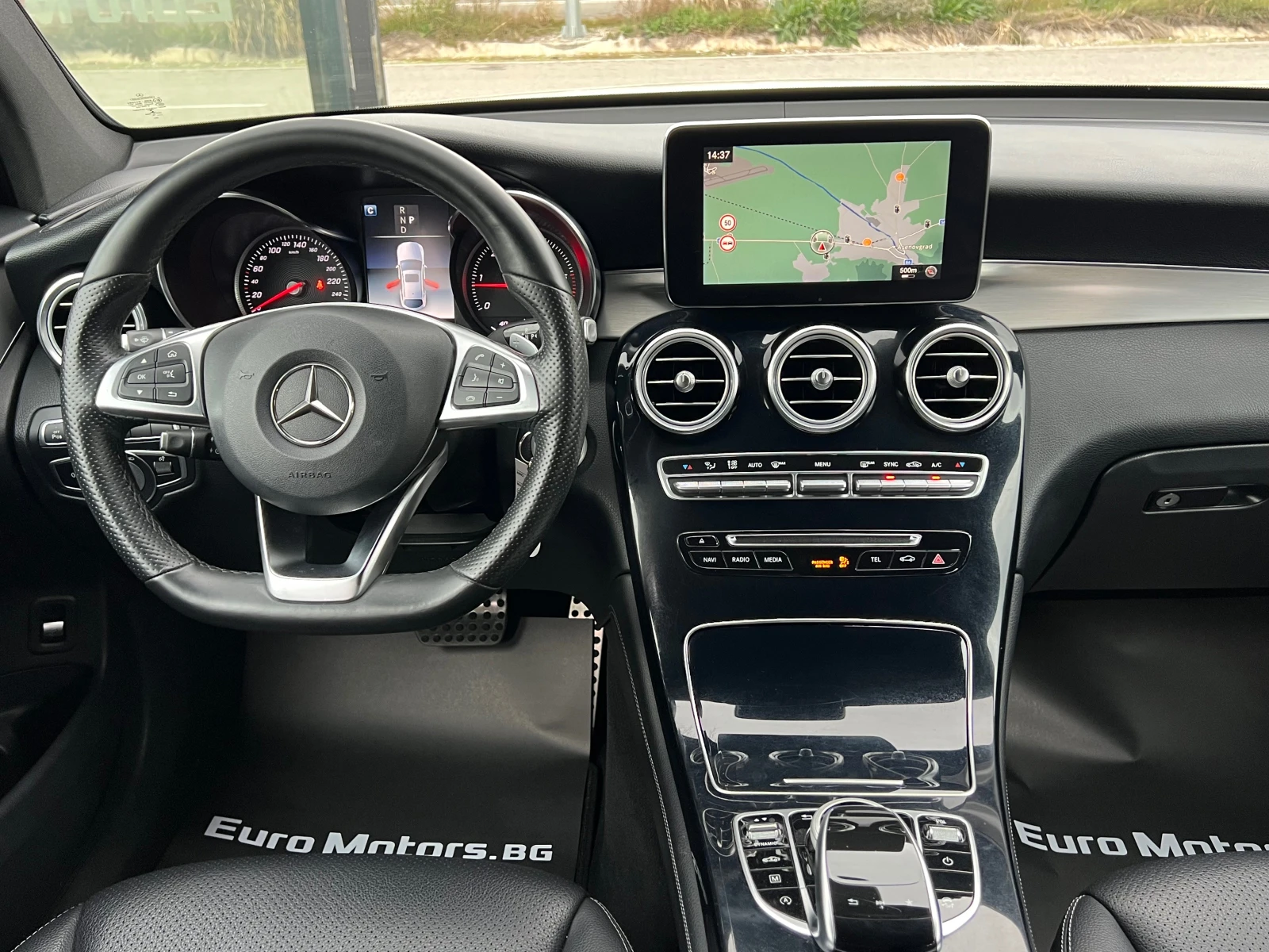 Mercedes-Benz GLC 250 d, COUPE, 9G, 4-MATIC, AMG LINE, NIGHT PACK, CAMER, снимка 9 - Автомобили и джипове - 54667231