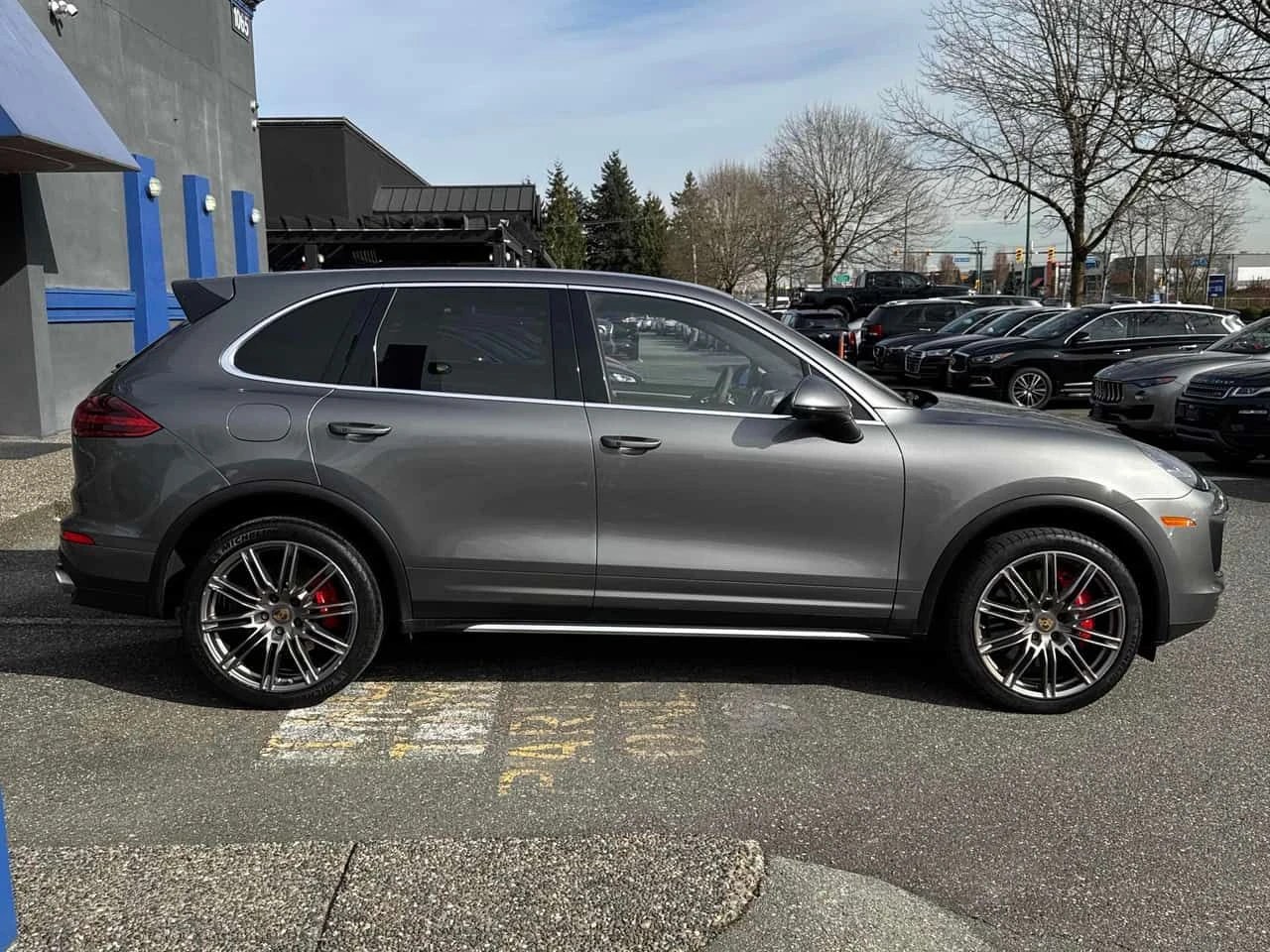 Porsche Cayenne * Turbo * АВТОКРЕДИТ БЕЗ ПЪРВОНАЧАЛНА ВНОСКА* , снимка 3 - Автомобили и джипове - 54786094