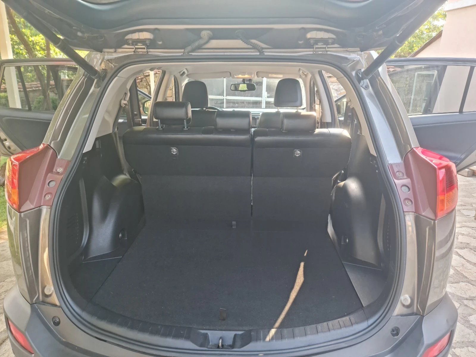 Toyota Rav4, снимка 10 - Автомобили и джипове - 55343544