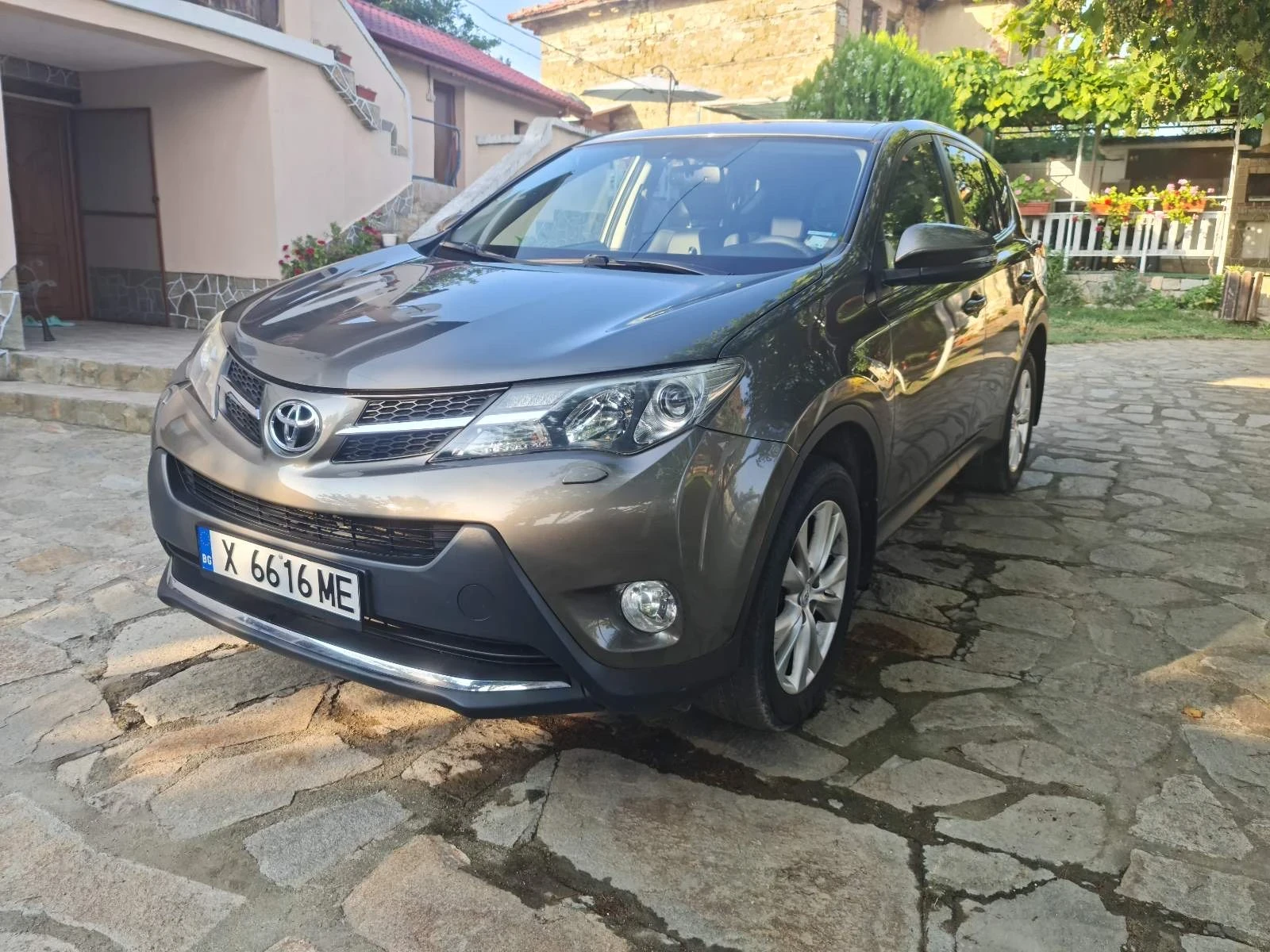 Toyota Rav4, снимка 2 - Автомобили и джипове - 55343544