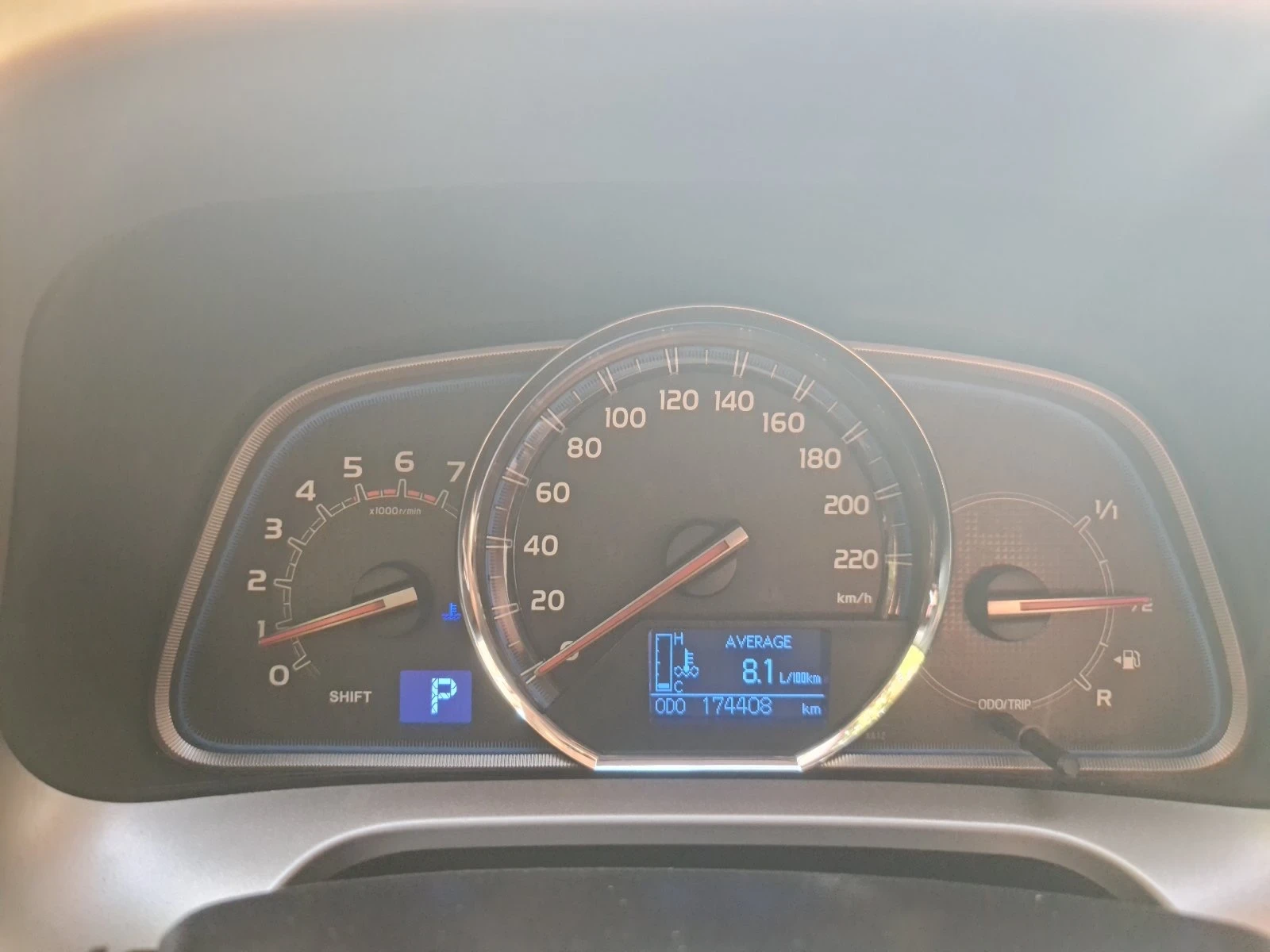 Toyota Rav4, снимка 5 - Автомобили и джипове - 55343544