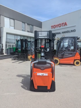  Toyota | Mobile.bg    4