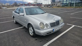 Mercedes-Benz E 300 3.0D AVANTGARDE AUTOMATIC KLIMATRONIK, снимка 1
