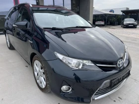 Toyota Auris 1.8 Hybrid, снимка 3