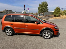 VW Touran CrossTouran 2.0TDI Automatic Porsche Iztok | Mobile.bg    6