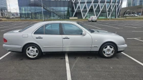 Mercedes-Benz E 300 3.0D AVANTGARDE AUTOMATIC KLIMATRONIK - 2450 € / 4791.78 лв. - 12422832 3