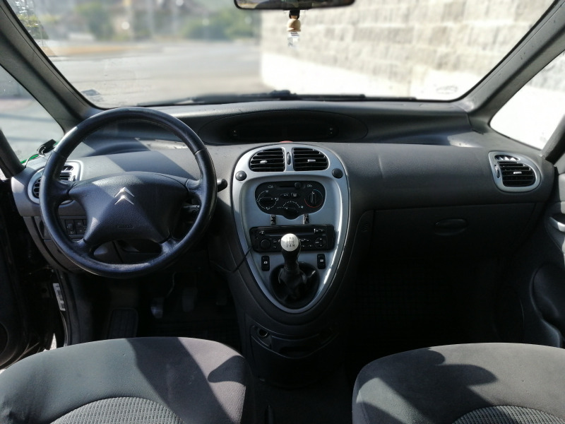 Citroen Xsara picasso, снимка 10 - Автомобили и джипове - 46354205