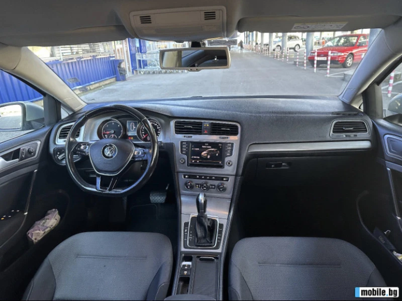 VW Golf 1.6 TDI, снимка 14 - Автомобили и джипове - 47000415