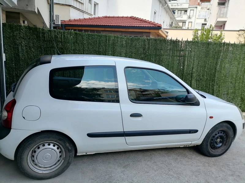 Renault Clio, снимка 4 - Автомобили и джипове - 47227748