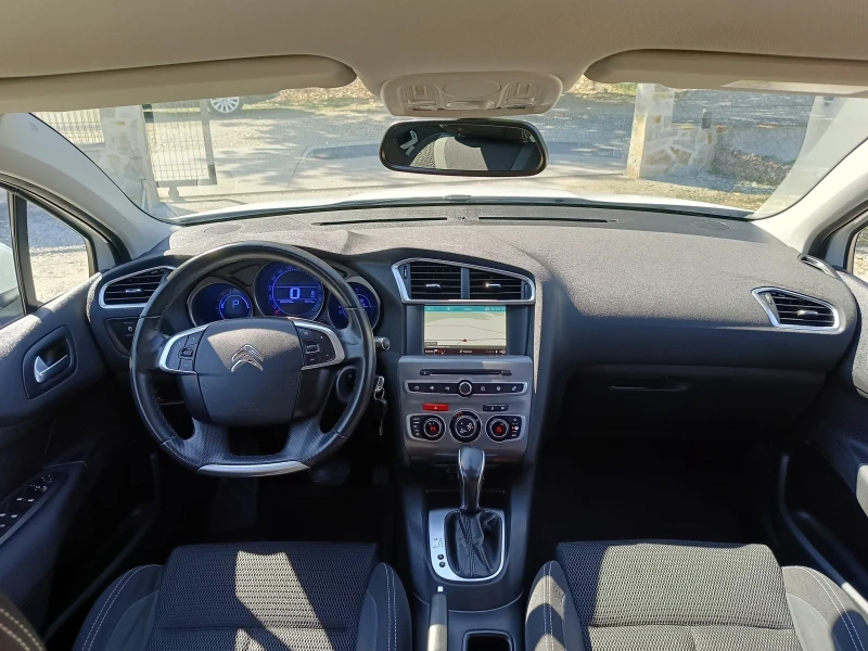 Citroen C4 1.6Blue* eHDi Нави, снимка 7 - Автомобили и джипове - 47389758