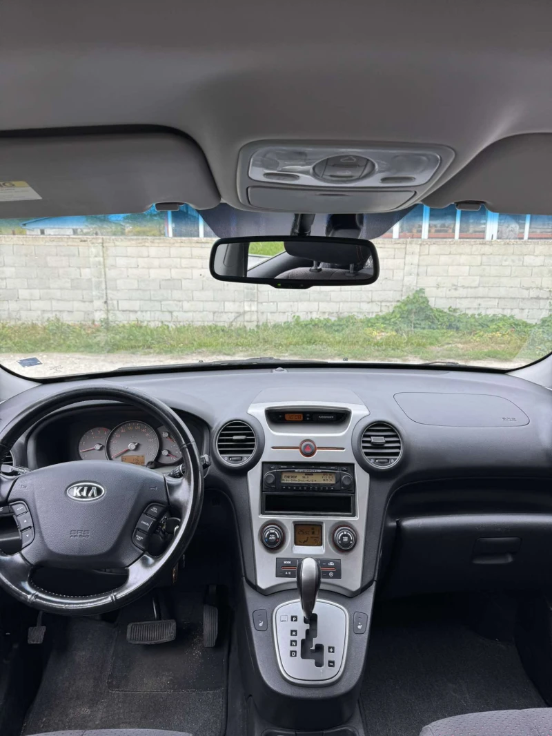 Kia Carens, снимка 4 - Автомобили и джипове - 48141613