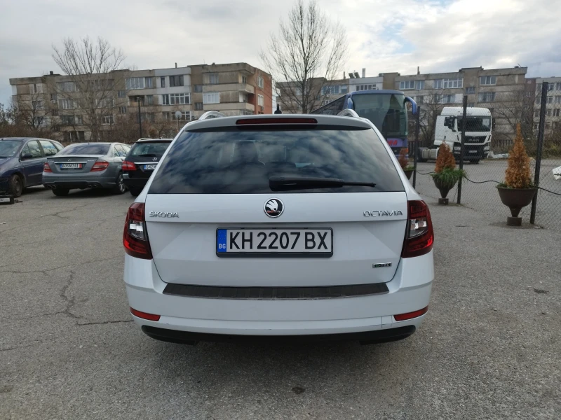 Skoda Octavia 1.4  G-TEC     ПАНОРАМА, снимка 6 - Автомобили и джипове - 48229168