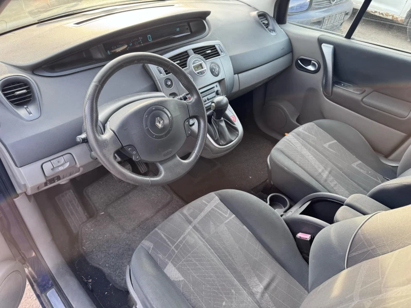 Renault Scenic 2.0i-16V, АВТОМАТИК, Панорама, снимка 10 - Автомобили и джипове - 49439239