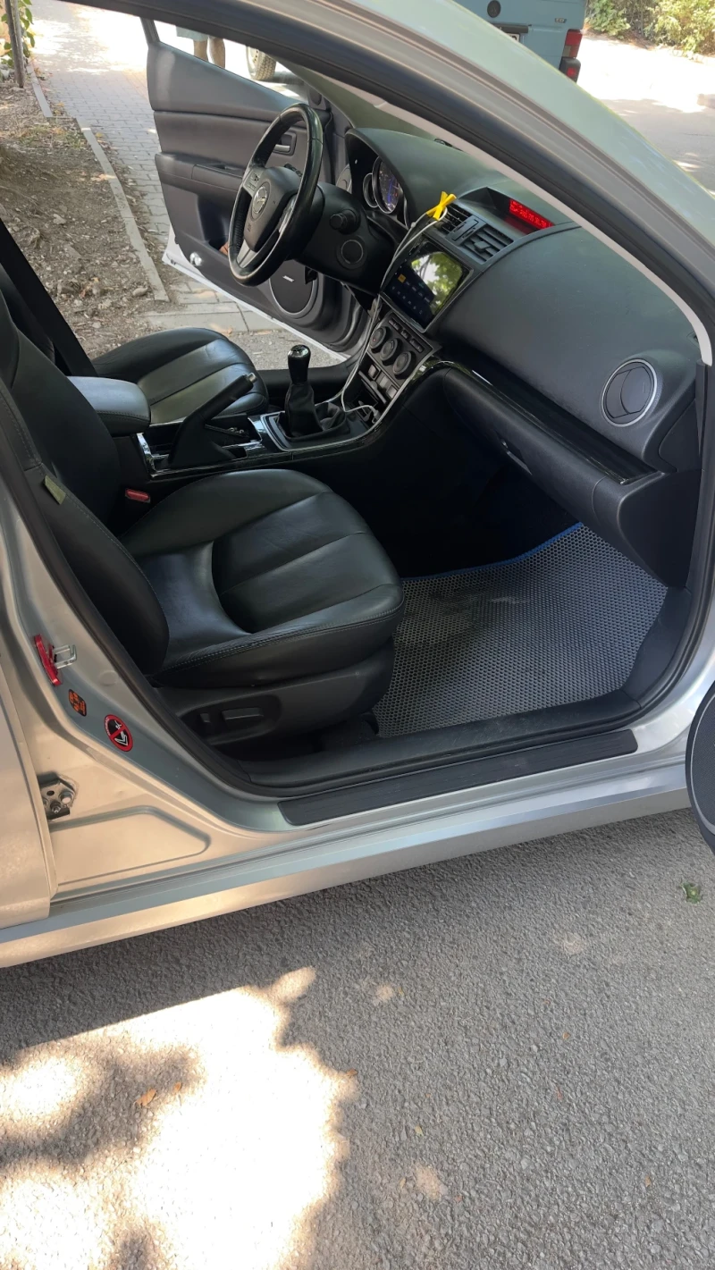 Mazda 6 2.2D-MZR 163hp/Navi, снимка 9 - Автомобили и джипове - 52092406