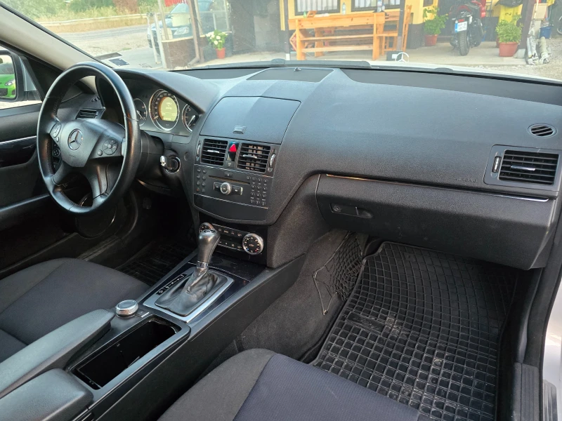 Mercedes-Benz C 220 2.2CDI 170кс. АВТОМАТИК , снимка 9 - Автомобили и джипове - 50720462