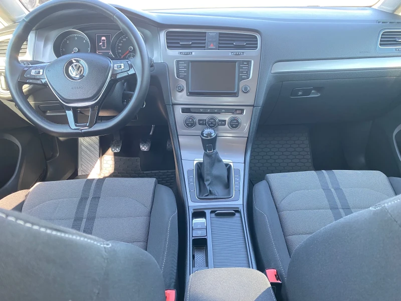 VW Golf, снимка 12 - Автомобили и джипове - 51384273